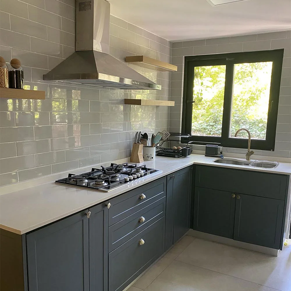 Proyecto de Remodelación de Baños y Cocinas en Santiago