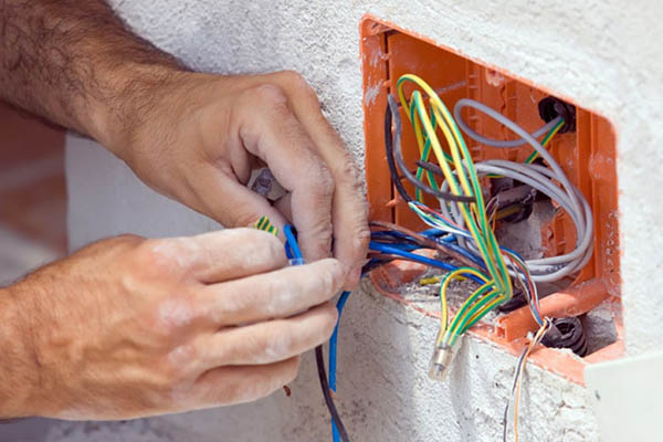 Proyecto de Electricista a Domicilio y Servicios Eléctricos en Santiago